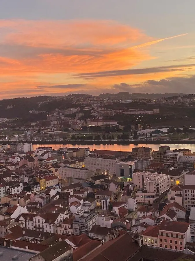 Coimbra Heights Apartment
